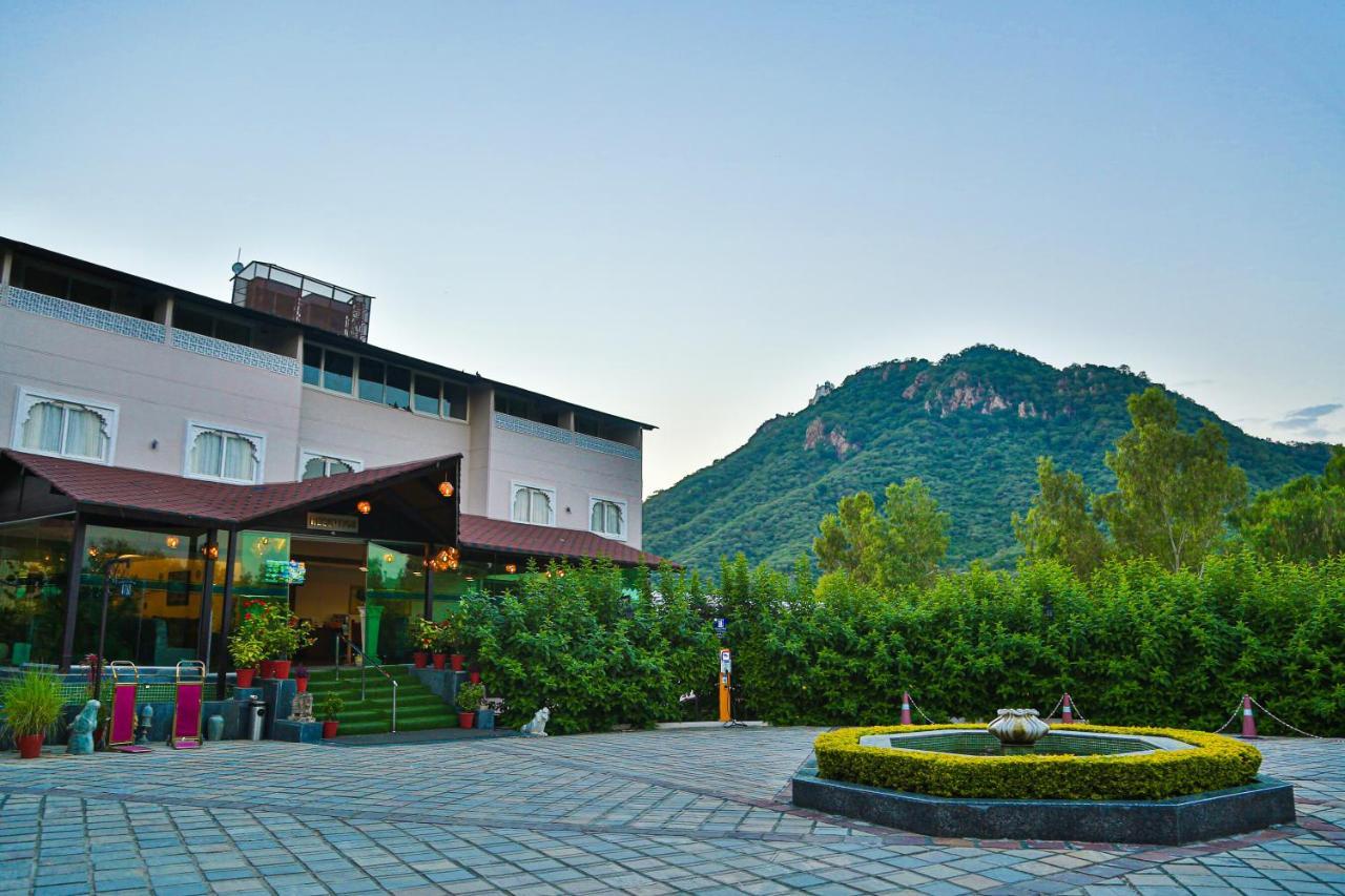 Bamboo Saa Resort & Spa - Удайпур Екстер'єр фото